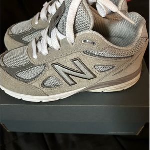 New Balance 990v4 toddler sneakers- Like New!